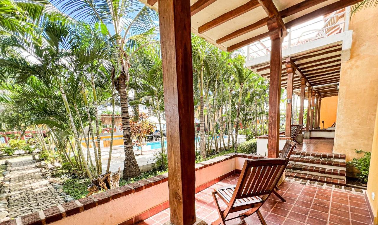 Hotel Punta Franca Jobal 外观 照片