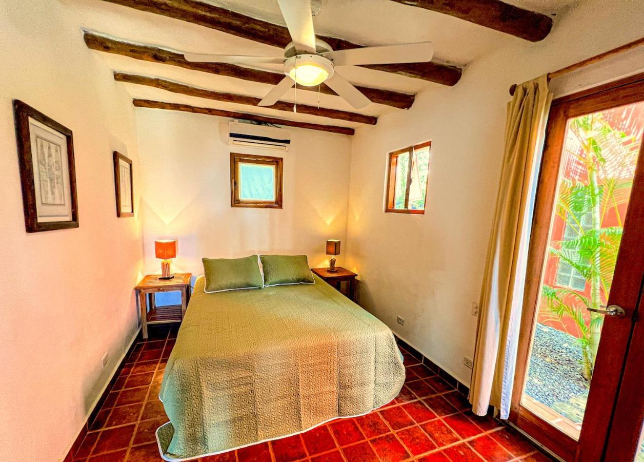 Hotel Punta Franca Jobal 外观 照片