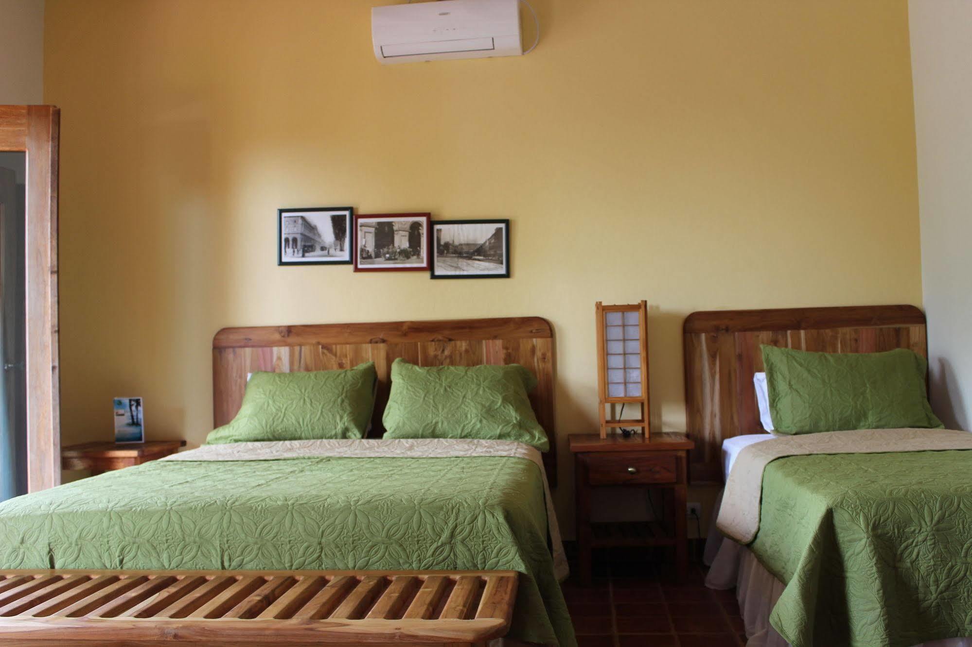 Hotel Punta Franca Jobal 外观 照片