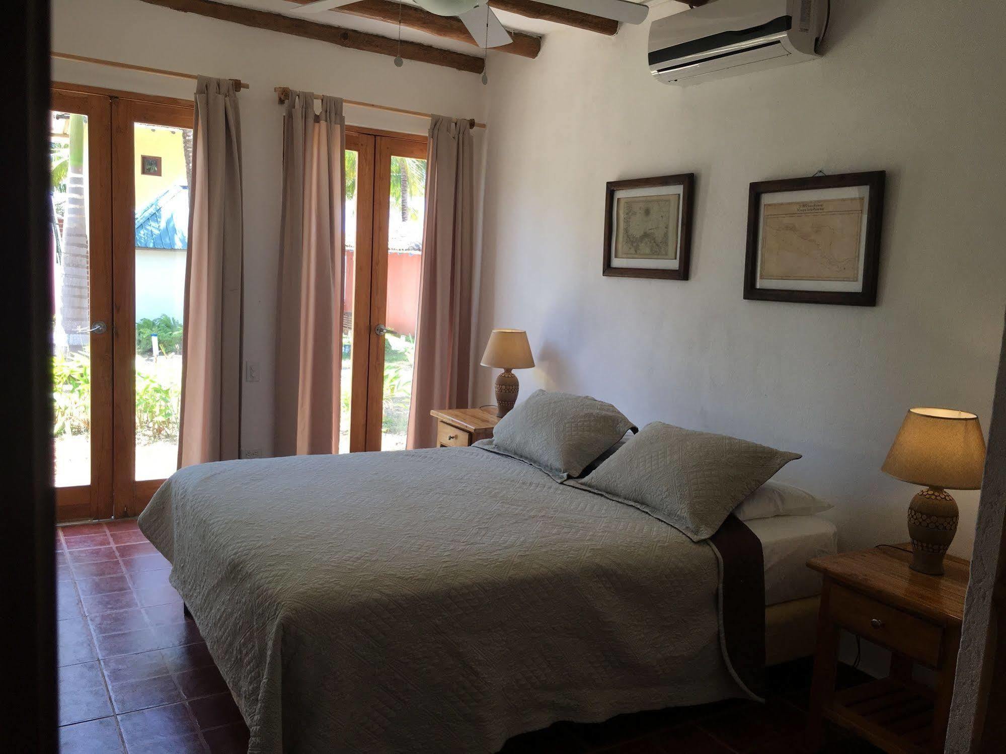Hotel Punta Franca Jobal 外观 照片