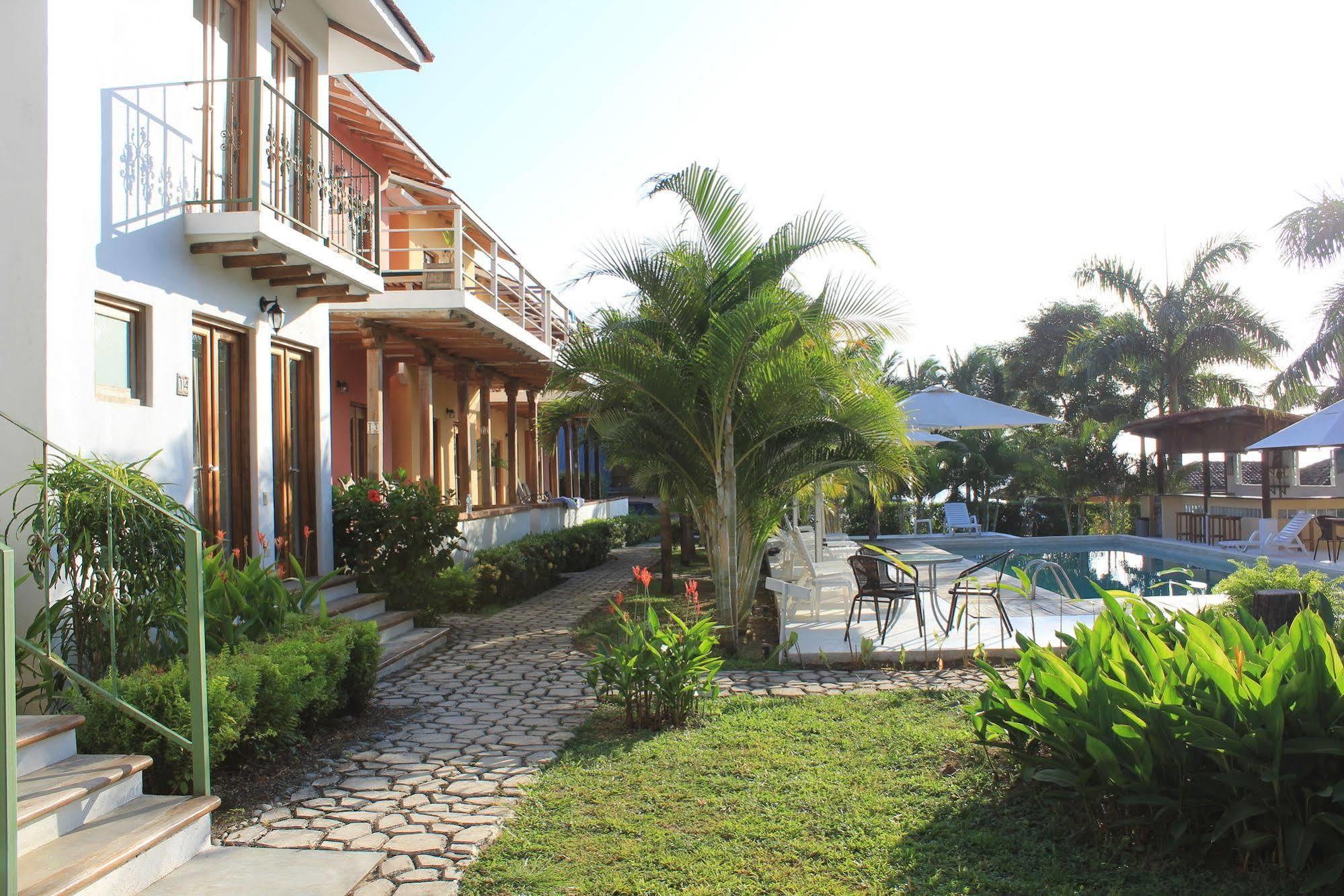 Hotel Punta Franca Jobal 外观 照片