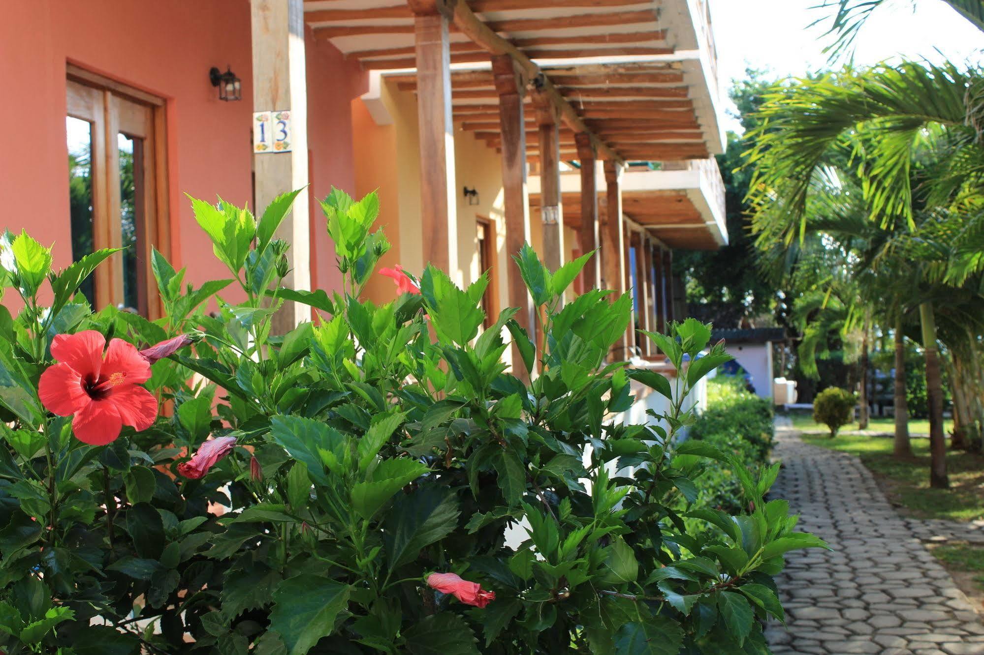 Hotel Punta Franca Jobal 外观 照片