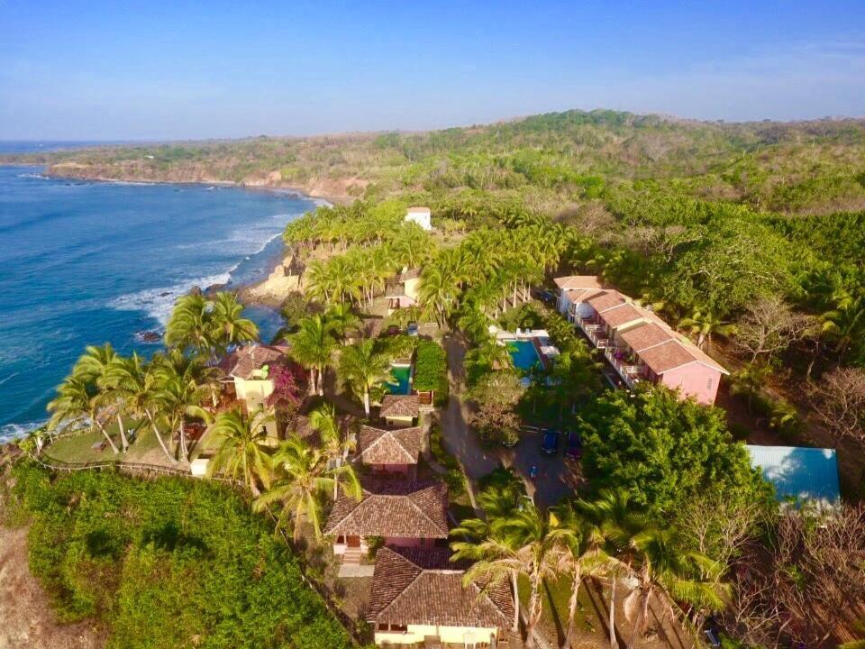 Hotel Punta Franca Jobal 外观 照片